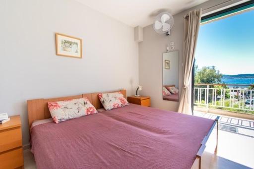 Lavish & Spacious Apt With Stunning Seaview, 10 Min Ath Airport Artemida  Exteriér fotografie